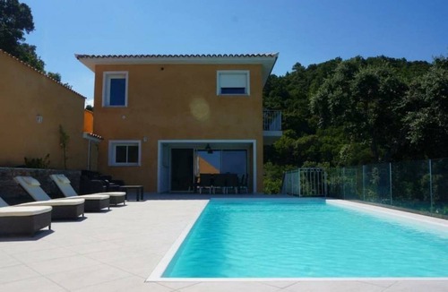 Favone Villa | 150 m² Villa ∙ 4 bedrooms ∙ 8 guests