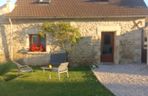 Hermes House | 15mn Beauvais airport 5 minute from château de la trye station 1km sncf