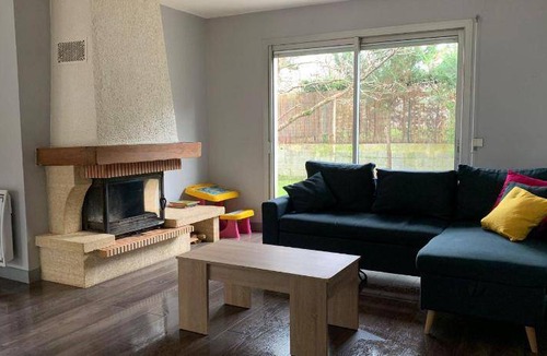 Montesson Bed & Breakfast | 160 m² Bed and breakfast ∙ 1 bedroom ∙ 13 guests