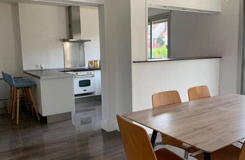 Montesson Bed & Breakfast | 160 m² Bed and breakfast ∙ 1 bedroom ∙ 13 guests
