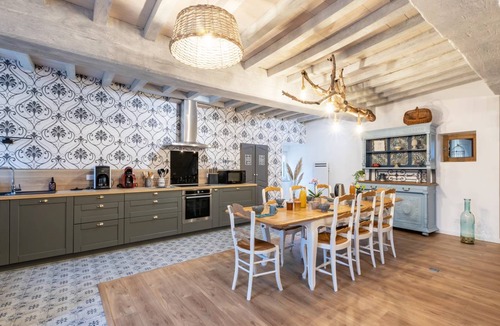 Clermont-les-Fermes House | 160 m² House ∙ 3 bedrooms ∙ 8 guests