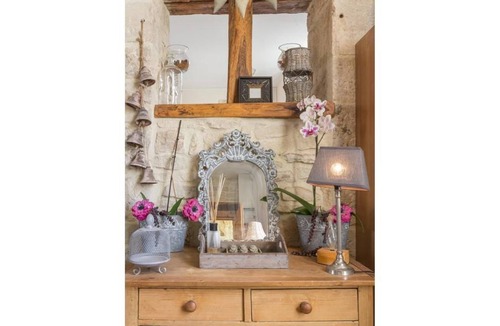 Saint-Germain-le-Rocheux Bed & Breakfast | 18 m² Bed and breakfast ∙ 1 bedroom ∙ 4 guests