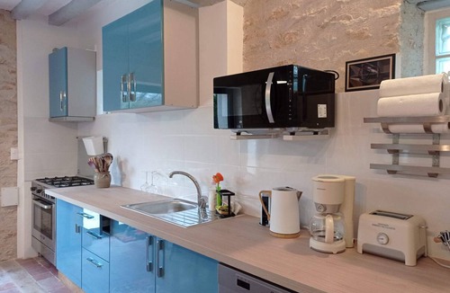 Asnieres-sous-Bois Cottage | 180 m² Cabin ∙ 4 bedrooms ∙ 10 guests