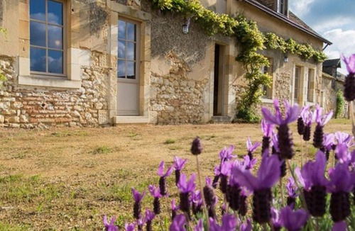 Bazouges-sur-le-Loir Cottage | 180 m² Cabin ∙ 4 bedrooms ∙ 8 guests