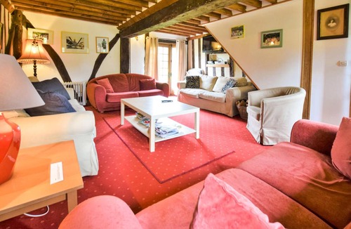 Vieux-Pont-en-Auge House | 180 m² House ∙ 6 bedrooms ∙ 14 guests