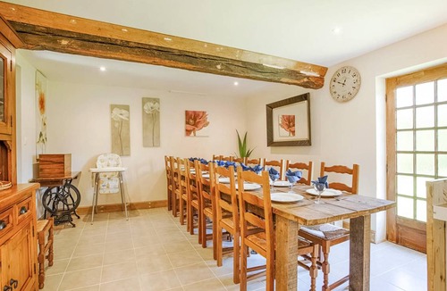 Vieux-Pont-en-Auge House | 180 m² House ∙ 6 bedrooms ∙ 14 guests
