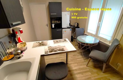 Rosendael Apartment | 2-bedroom air-conditioned apartment + sauna 5 minutes from beach. Pets allowed. 9 nights max.
