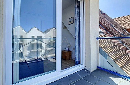 Stella-Plage Apartment | 2-bedroom apartment near sea and center, includes parking