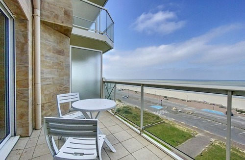 Stella-Plage Apartment | 2-bedroom apartment with balcony and equipped kitchen