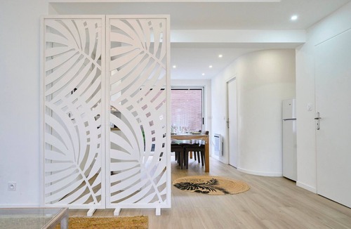 Marcq-en-Baroeul Apartment | 2 bedroom apartment w/courtyard at Croisé Laroche