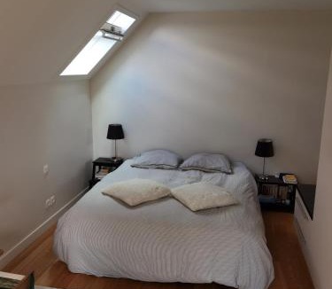 Noisy-le-Roi House | 2 chambres avec jardin et jacuzzi dans une maison familiale