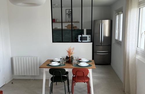 Elbeuf Apartment | 2 chic and spacious bedrooms in a 99m2 apartment