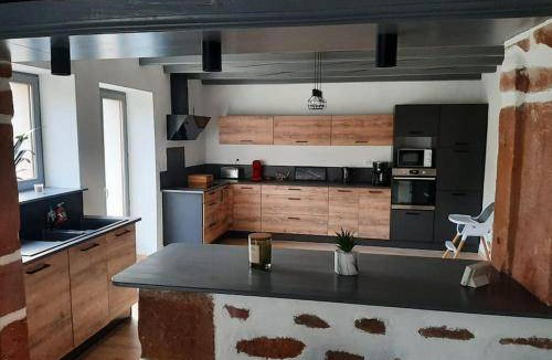 Saint-Michel-sur-Meurthe Apartment | 200 m² Apartment ∙ 5 bedrooms ∙ 10 guests