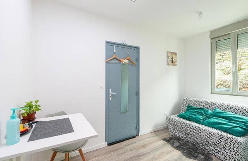 Anzin Apartment | 20 m² Serviced apartment ∙ 2 guests