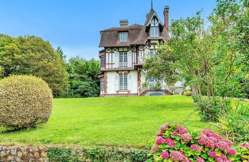 Villerville House | 200 m² House ∙ 6 bedrooms ∙ 10 guests