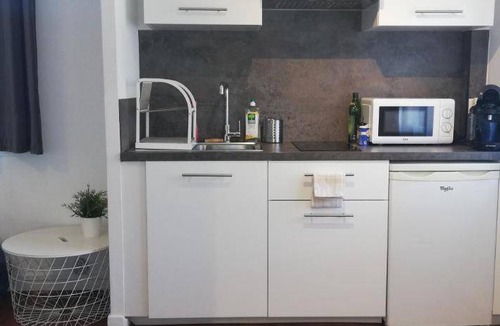 Longjumeau Apartment | 21 m² Apartment ∙ 2 guests