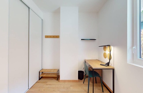Cergy Resort | 2120 m² Private room ∙ 1 bedroom ∙ 2 guests