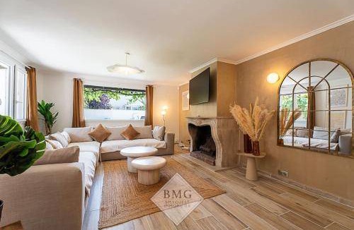 Chalifert Villa | 215 m² Villa ∙ 5 bedrooms ∙ 12 guests
