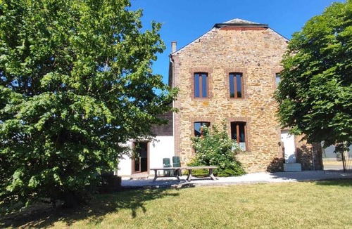 Brognon House | 216 m² Gîte ∙ 5 bedrooms ∙ 15 guests