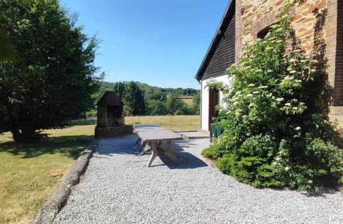 Brognon House | 216 m² Gîte ∙ 5 bedrooms ∙ 15 guests