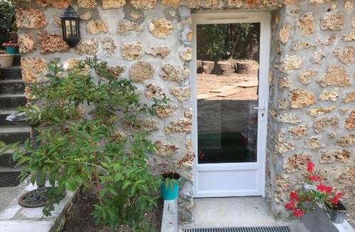 Le Perray-en-Yvelines Bed & Breakfast | 23 m² Bed and breakfast ∙ 2 guests