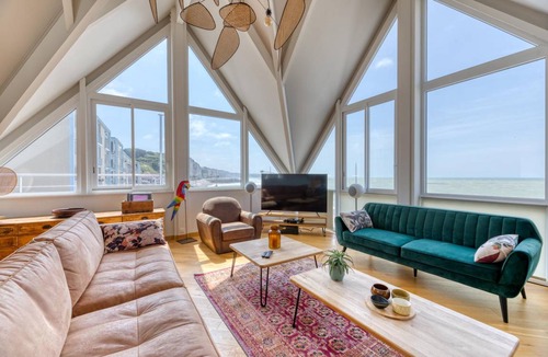 Fecamp Apartment | 240 m² Apartment ∙ 4 bedrooms ∙ 8 guests