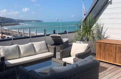 Fecamp Apartment | 240 m² Apartment ∙ 4 bedrooms ∙ 8 guests