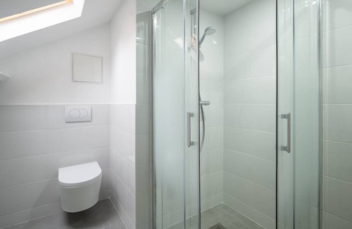 Montreuil Resort | 244 m² Private room ∙ 1 bedroom ∙ 1 guest