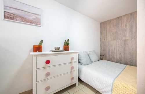 Calais Apartment | 25 m² Apartment ∙ 2 guests