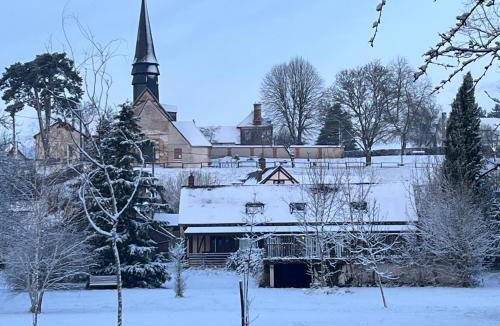 Bazincourt-sur-Epte Bed & Breakfast | 25 m² Bed and breakfast ∙ 2 guests
