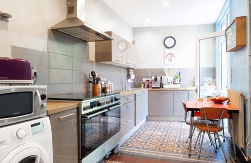 Tourcoing Bed & Breakfast | 25 m² Bed and breakfast ∙ 5 guests