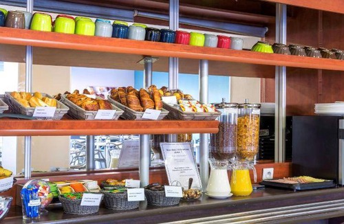 Saint-Amand-les-Eaux Hotel | 25 m² Hotel ∙ 127 guests