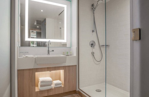 Le Mesnil-Amelot Hotel | 25 m² Hotel ∙ 1 bedroom ∙ 2 guests