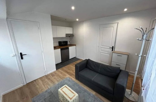 Bobigny House | 25 m² House ∙ 1 bedroom ∙ 2 guests