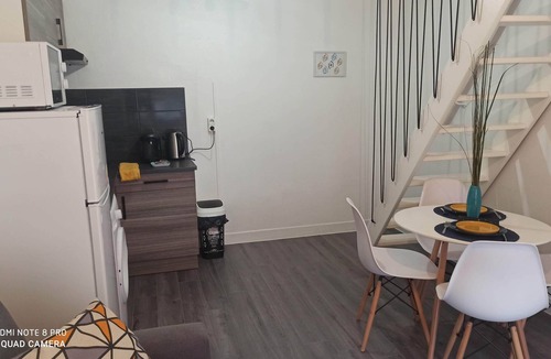 Les Mureaux Apartment | 25 min from Paris - F2 contemporary duplex downtown