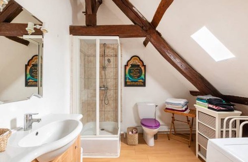 Athies-sous-Laon House | 250 m² House ∙ 5 bedrooms ∙ 9 guests
