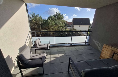 Cucq Apartment | 3-bedroom apartment in Stella-plage with parking and pets allowed