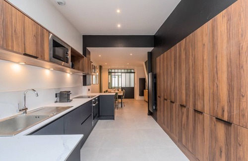 Marcq-en-Baroeul House | 3 bedroom house with garden, free parking
