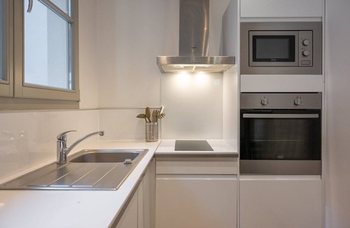 Old Lille Apartment | 3 BR house with courtyard, the heart of Old Lille