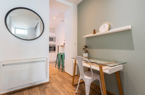 Old Lille Apartment | 3 BR house with courtyard, the heart of Old Lille