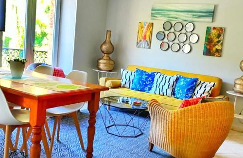 Lastours Apartment | 3 Star 3 bed Air Conditioned QUERTINEUX 100m to Historic 4 Cathar Châteaux Lastours access to a very Pretty Riverside Garden!