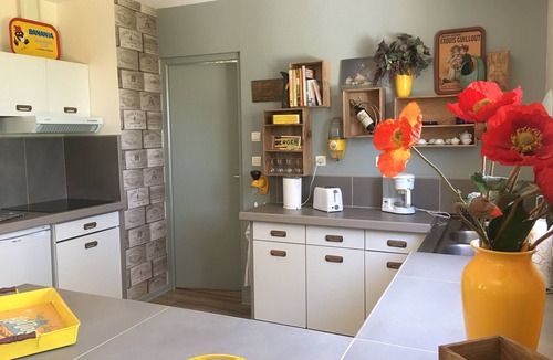 Manou House | 3 star cottage with petanque and table football on the edge of the forest