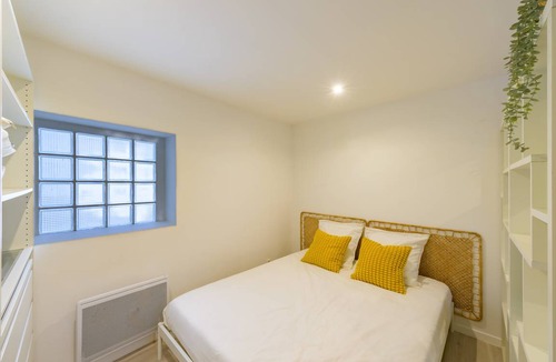 Saint-Quentin Apartment | 30 m² Apartment ∙ 4 guests