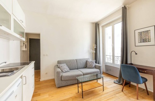 Quartier Saint-Ambroise Apartment | 30 m² Apartment ∙ 2 guests