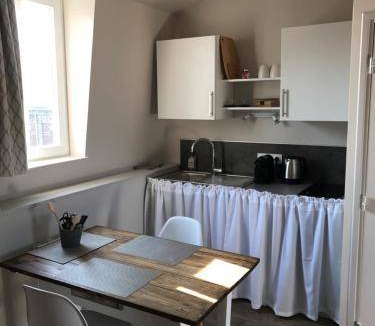 Arras Apartment | 30 m² Apartment ∙ 3 guests