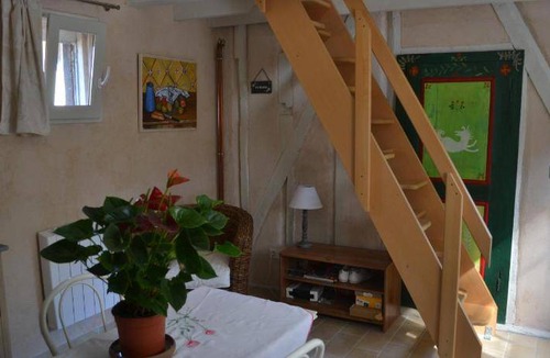 Lamarche-sur-Saone Bed & Breakfast | 30 m² Bed and breakfast ∙ 2 guests