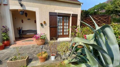 Herblay Bed & Breakfast | 30 m² Bed and breakfast ∙ 3 guests
