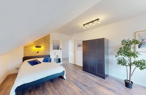 Le Petit-Quevilly Resort | 300 m² Private room ∙ 1 bedroom ∙ 1 guest