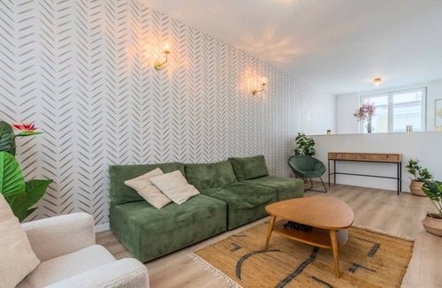 Lambersart Resort | 300 m² Private room ∙ 1 bedroom ∙ 3 guests