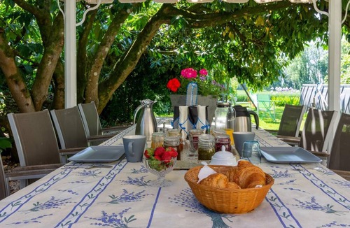 Boussenois Bed & Breakfast | 32 m² Bed and breakfast ∙ 2 bedrooms ∙ 5 guests